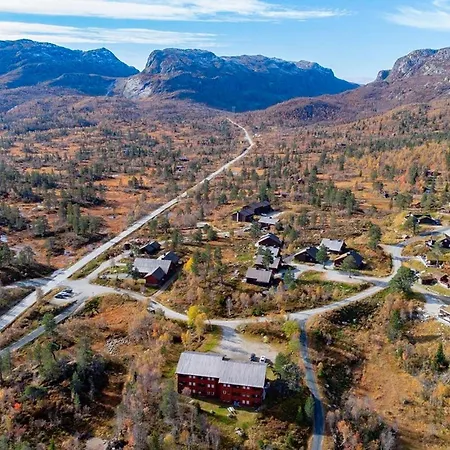 Beautiful Apartment In Dalen With Wifi *
